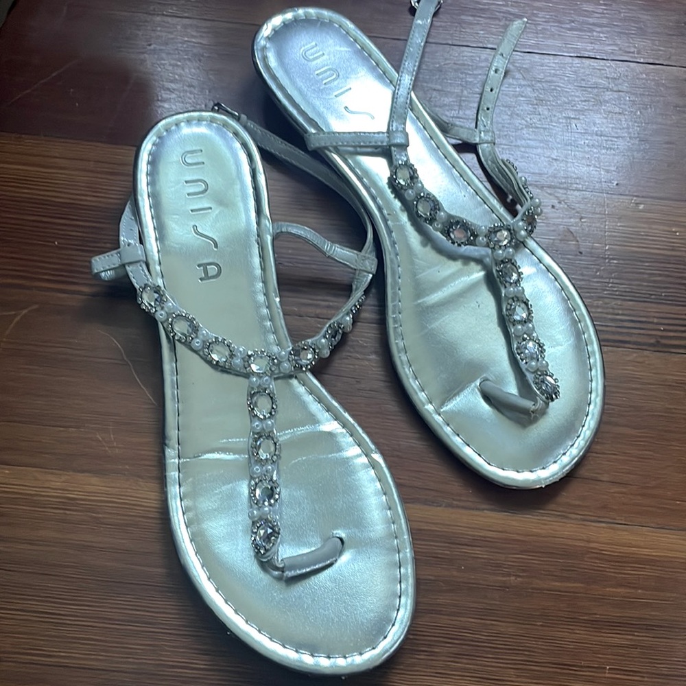 Silver flats